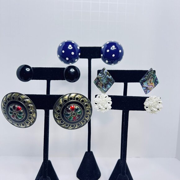 Vintage Lot of 5 Chunky Pierced Earrings (5627) - Picture 1 of 5